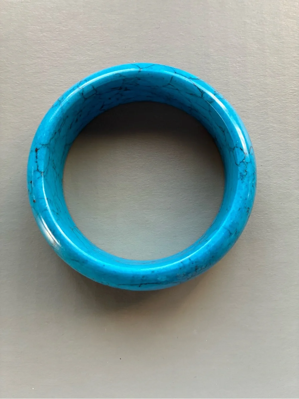 Turquoise Howlite Style Stone Bangle Bracelet 1” Wide Blue Veined Chunky